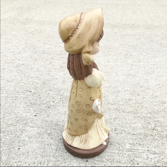 Vintage 70’s girl with hat and umbrella figure southern belle - Picture 7 of 9